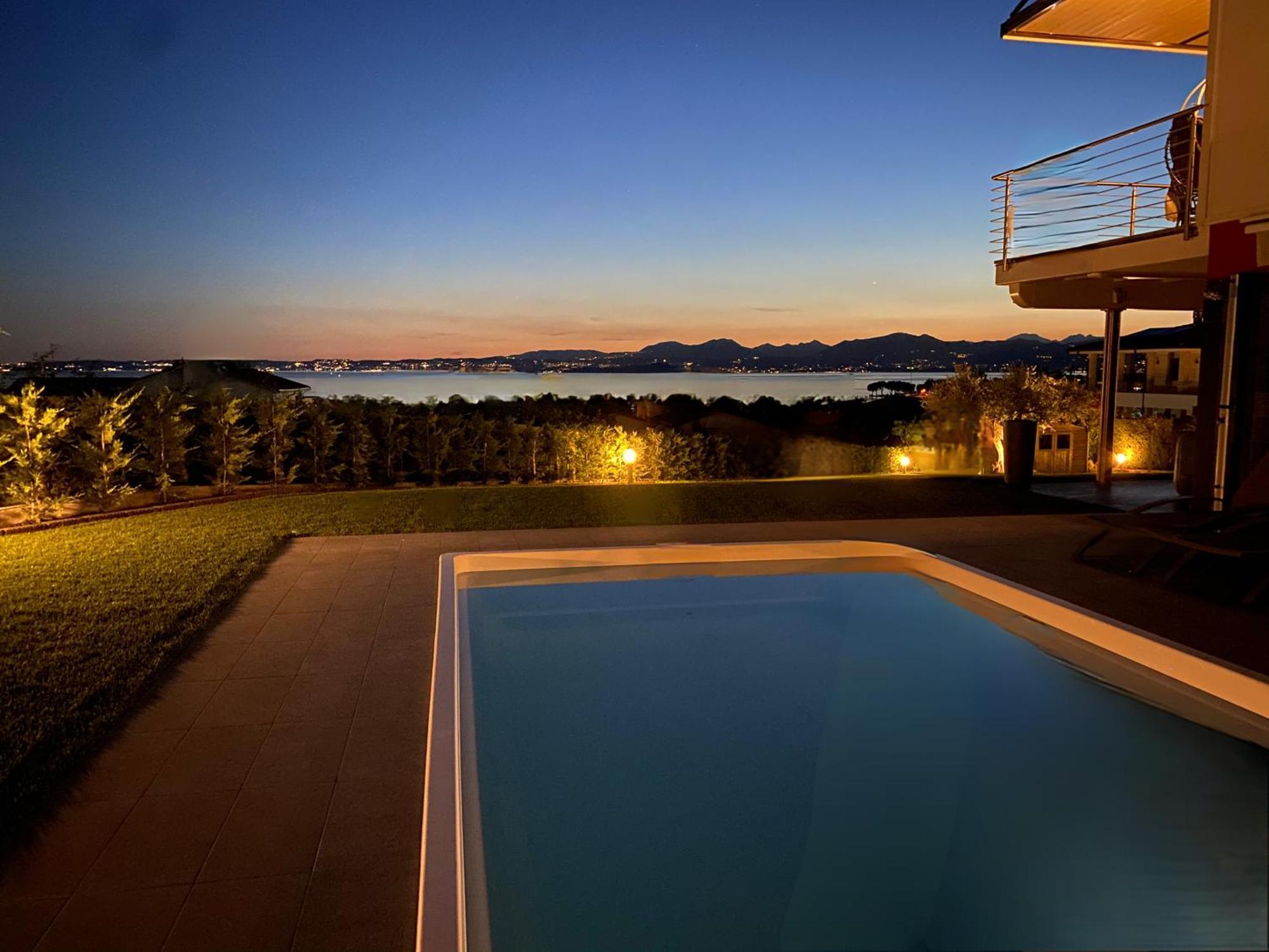 Lhv Garda Lake - Private Pool And Spa Bardolino Exterior foto